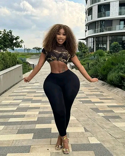 Post: